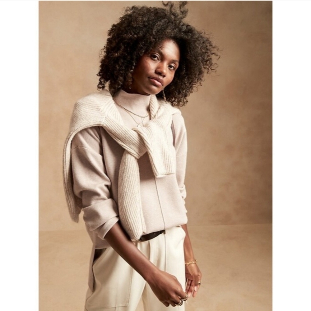 Banana‎ Republic Milano Turtleneck Sweater in Light Taupe LIKE NEW Size XL